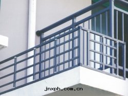 陽台(tái)欄杆