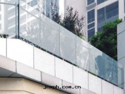 陽台(tái)欄杆