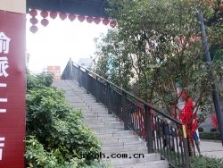 商貿城(chéng)樓梯(tī)欄杆案例