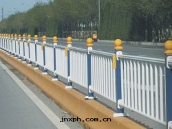 市(shì)政(zhèng)護欄