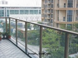 玻璃陽台(tái)欄杆