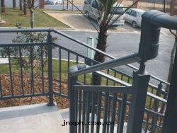 樓梯(tī)扶手(shǒu)