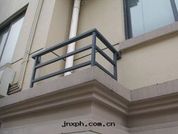 鋅鋼(gāng)空(kōng)調架