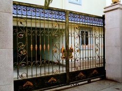 别墅标(biāo)準栅欄