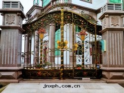 高檔别墅铁(tiě)藝大(dà)門(mén)