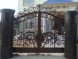 别墅铁(tiě)藝大(dà)門(mén)