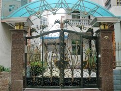 歐式铁(tiě)藝大(dà)門(mén)