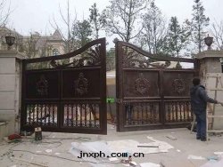 别墅自動(dòng)大(dà)門(mén)