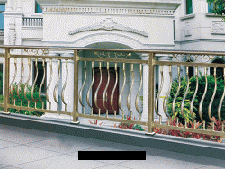 陽台(tái)防護鋁(lǚ)藝欄杆