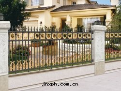 鋁(lǚ)藝圍欄