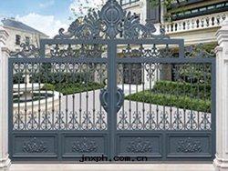 鋁(lǚ)藝大(dà)門(mén)