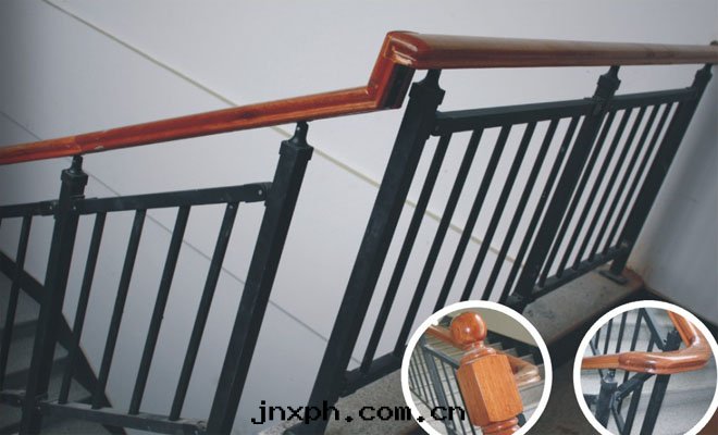 實(shí)木(mù)樓梯(tī)扶手(shǒu)