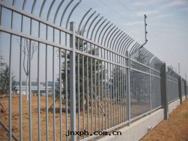 静(jìng)電(diàn)噴塗标(biāo)準栅欄