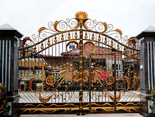 铁(tiě)藝别墅大(dà)門(mén)