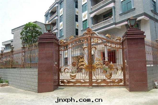 别墅铁(tiě)藝大(dà)門(mén)