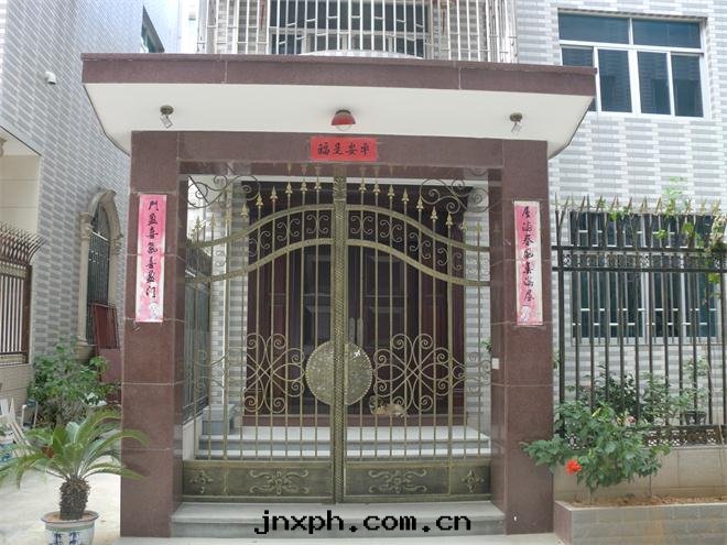 庭院(yuàn)铁(tiě)藝大(dà)門(mén)