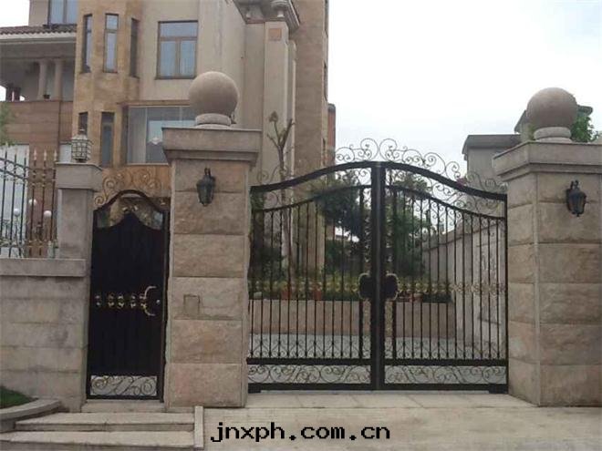 铁(tiě)藝别墅大(dà)門(mén)