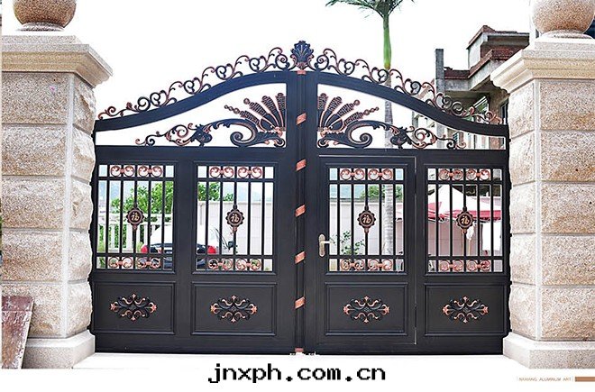 鋁(lǚ)藝大(dà)門(mén)批發(fà)