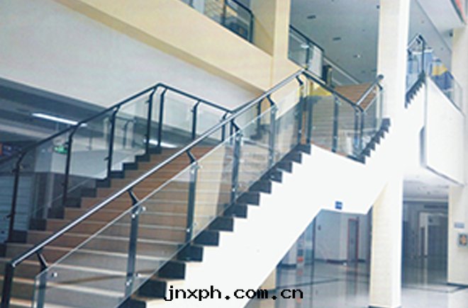 樓梯(tī)扶手(shǒu)批發(fà)