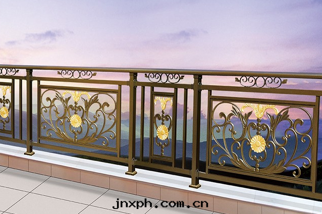 陽台(tái)欄杆